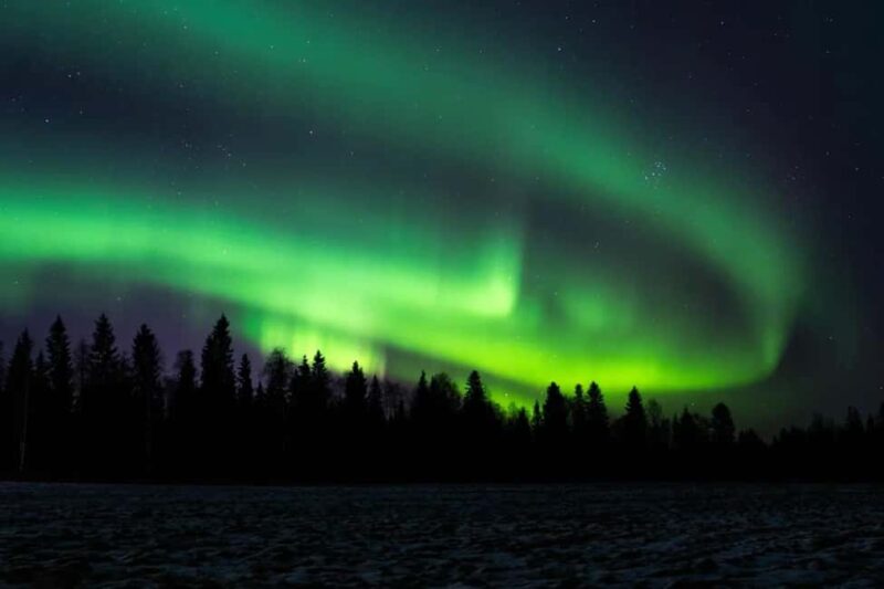 Rovaniemi: Northern Lights Electric Snow-Scooter Tour - Key Points