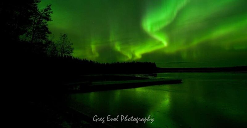 Rovaniemi: Northern Lights Hunting in Lappish old cottage - Optional Aurora Photography Advice and Photo Opportunities