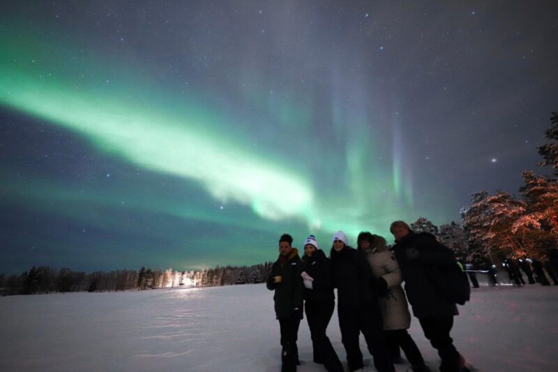 Rovaniemi: Northern Lights Pro Guaranteed - Unlimited Time - What Makes the Guides and Photography Support Stand Out