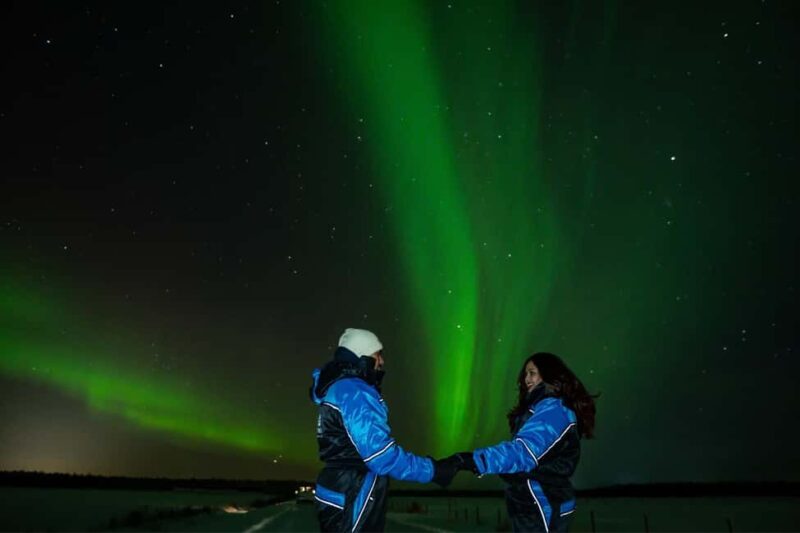 Rovaniemi: Northern Lights Tour with Guaranteed Viewings - The Guide Teams and Their Role in the Experience