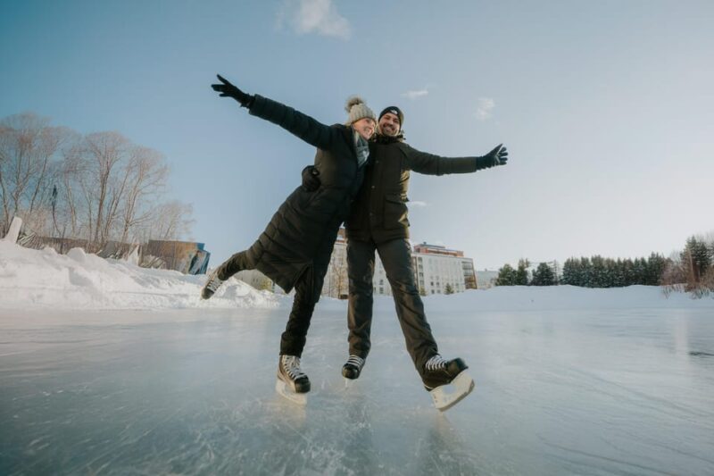 Rovaniemi: Private Ice Skating Photography Session - Safety and Dress Code Considerations