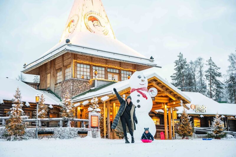 Rovaniemi: Private Pro Photoshoot in Santa Claus Village - Who Should Consider This Tour?