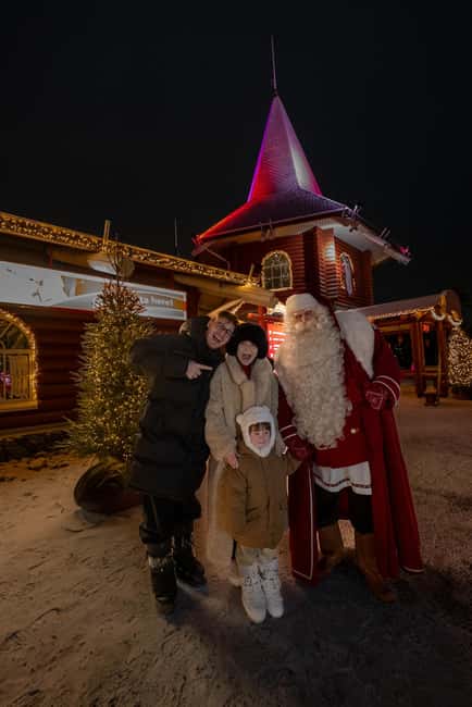 Rovaniemi: Santa Claus Village, Husky & Reindeer Tour - Explore Santa Claus Village in the Heart of Lapland