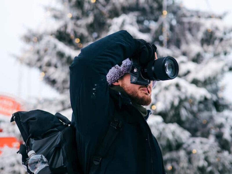 Rovaniemi: Santa Claus Village Photoshoot with Photographer - Capture Magical Moments with a Professional Photographer in Santa Claus Village