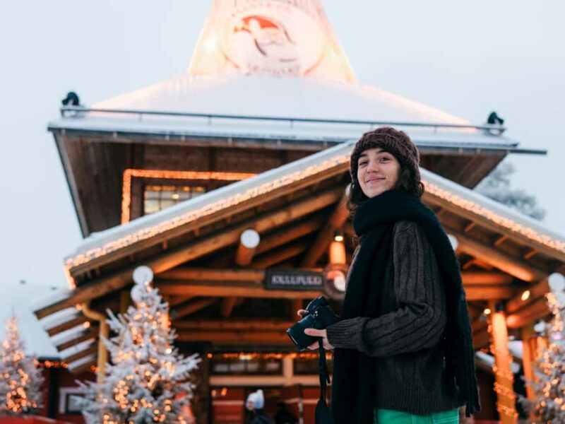 Rovaniemi: Santa Claus Village Photoshoot with Photographer - The Quality and Delivery of Your Photo Collection