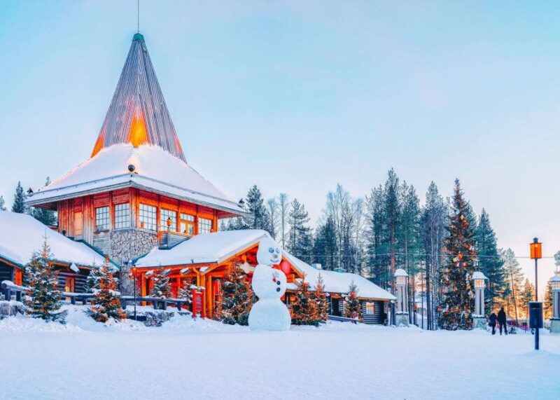 Rovaniemi: Santa Claus Village Visit with Hotel Pickup - Dining and Free Time in Santa Claus Village