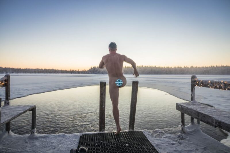 Rovaniemi: Sauna & Ice Swimming Tour with Dinner and Aurora - Dinner in the Wooden Cottage: Finnish Flavors by the Fire