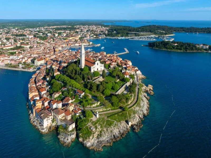 Rovinj: Guided Tour with Lunch & Transfer - Explore Rovinjs Charm in a Compact 5-Hour Tour