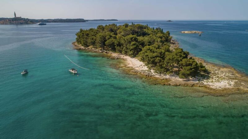 Rovinj: Luxury Island Hopping with Swimming & Snorkeling - Discover Rovinj’s Coastal Beauty with a Luxury Speedboat Tour