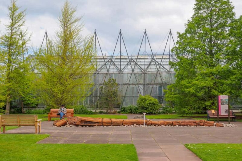 Royal Botanic Garden Edinburgh Private Guided Tour - Personalized Route and Expert Insights