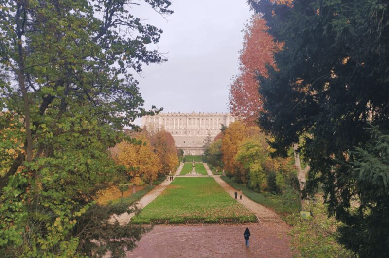 Royal Collections Gallery and Royal gardens: Private tour - Inside the Royal Collections Gallery: A Journey Through 1000 Years of Art and History