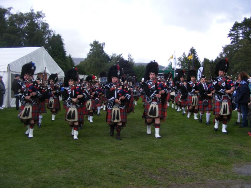 Royal Highland Braemar Gathering, transfer from Edinburgh - The High-Quality Highland Games and Performances