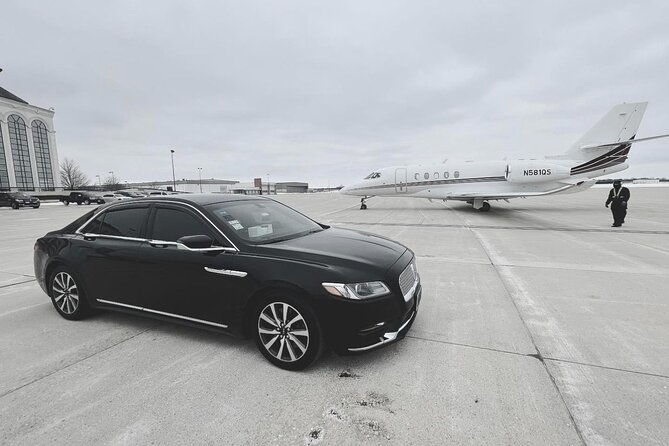 Royal Limo Services - Chicago Executive Limo Service - How to Book the Executive Limo in Chicago