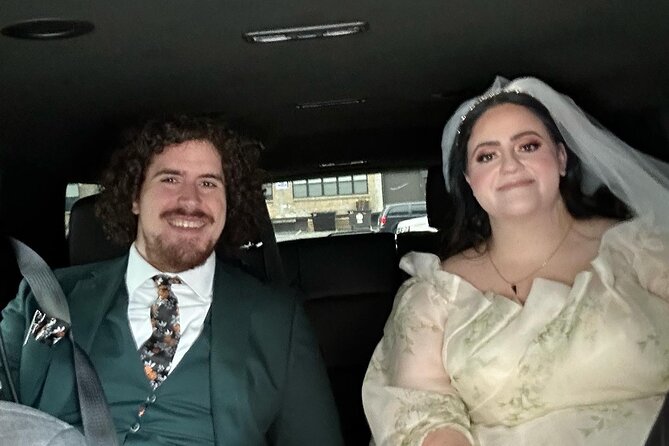 Royal Limo Services - Chicago Executive Limo Service - How the Chauffeurs Manage the Experience