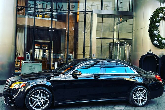 Royal Limo Services - Chicago Executive Limo Service - Accessibility and Suitability for Travelers