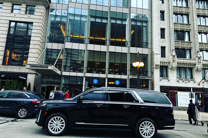 Royal Limo Services - Chicago Executive Limo Service - Price and Value for a Private Chicago Experience