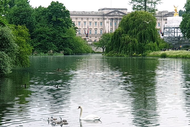 Royal London and The Beatles Private Tour - Touring Beatles Residences at Montagu Square and Baker Street