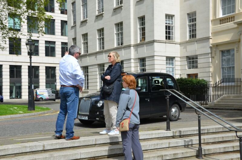 Royal London Private Full-Day Sightseeing Tour by Black Taxi - A Royal Lunch in Elizabethan Architecture
