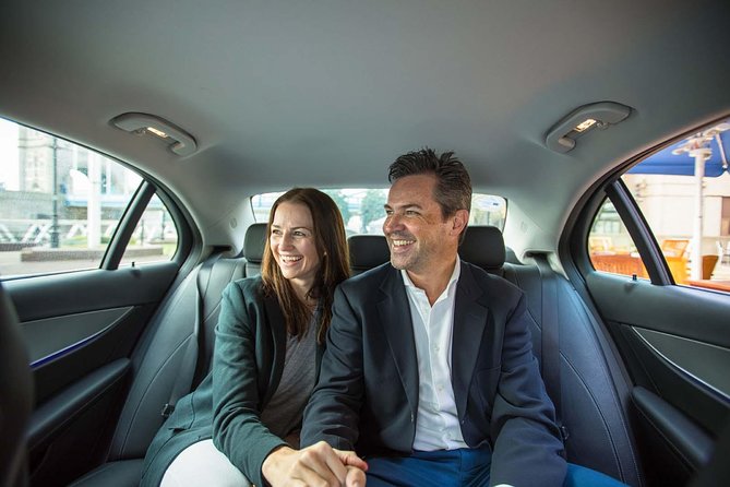 Royal London with Changing of the Guard Private Car Tour - Trafalgar Square and Nelson’s Column