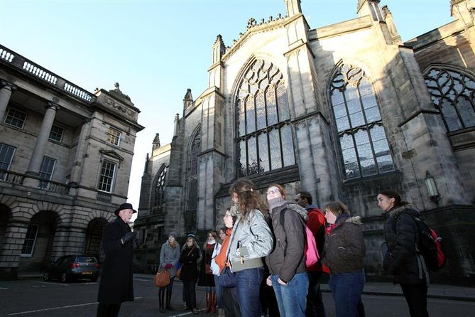 Royal Mile and Edinburgh Castle - Small Group Walking Tour - Key Points