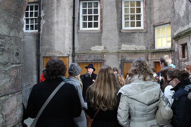 Royal Mile and Edinburgh Castle - Small Group Walking Tour - Why This Tour Stands Out Compared to Others
