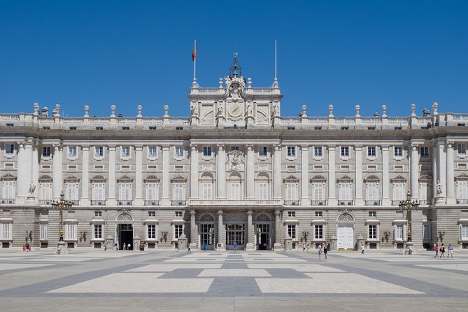 Royal Palace and Madrid Walking Tour Small Group with Tickets - The Royal Palace of Madrid: Western Europe’s Largest Royal Residence