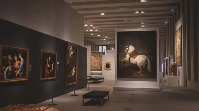 Royal Palace and Royal Collections Gallery Guided Tour - Key Points