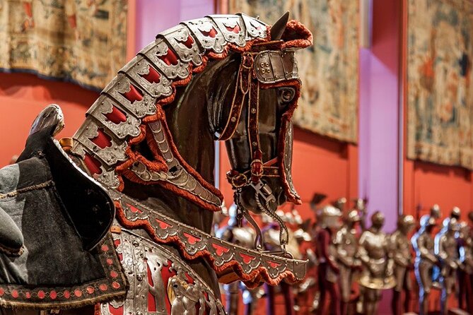 Royal Palace of Madrid Small Group Skip the Line Ticket - The Tour Experience: Guides and Group Size