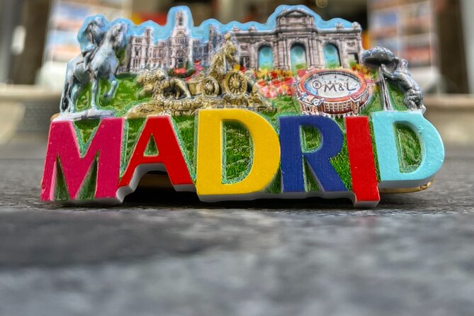 Royal Palace of Madrid Small Group Skip the Line Ticket - Logistics and Practical Tips