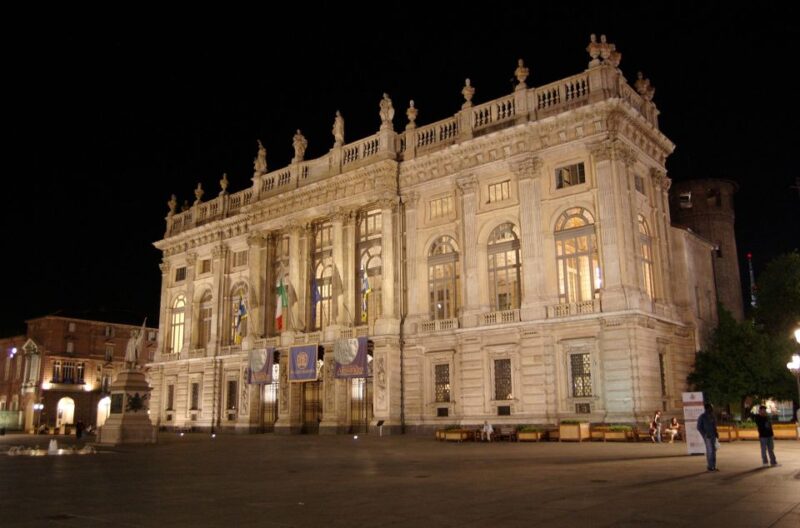 Royal Palace of Turin and Palazzo Madama Night Guided Tour - Discover Turin’s Regal Night Tour of the Royal Palace and Palazzo Madama