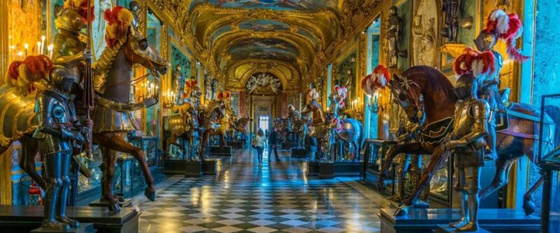 Royal Palace of Turin Skip-the-Line Ticket and Guided Tour - Inside the Palazzo Reale: Luxurious Rooms and Decorations