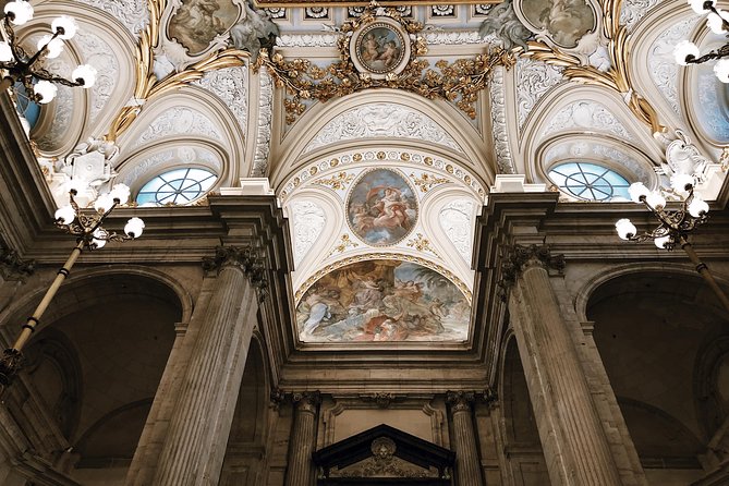 Royal Palace & Old City Madrid Guided Tour Semi-Private 8ppl Max - Key Points