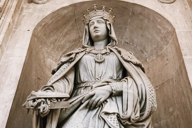 Royal Palace & Old City Madrid Guided Tour Semi-Private 8ppl Max - The Royal Palace: A Glimpse of Regal Grandeur