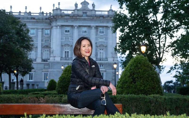 Royal Palace, Sol & Plaza Mayor Professional Photoshoot - Key Points