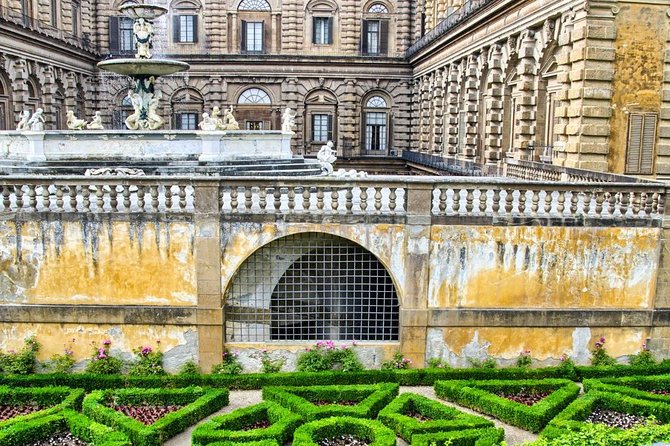 Royal Paths of Florence: Explore the Boboli Gardens - Descending via the Cypresses and Statuettes