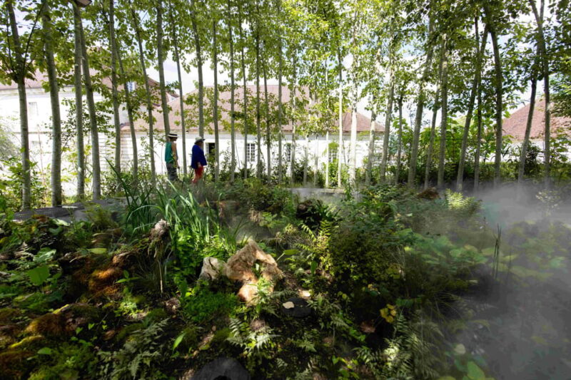 Royal Salt Works Arc-et-Senans - The Enhanced Tour with HistoPad Technology