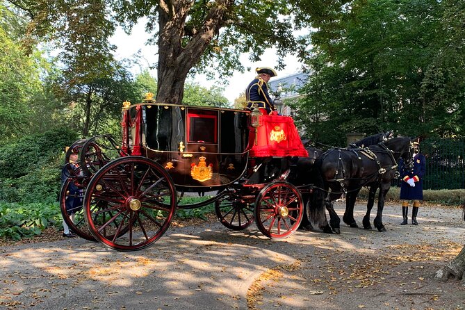 Royal The Hague Private Guided Walking Tour - Convenient Pickup and Group Flexibility