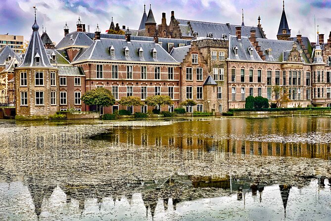 Royal The Hague Private Guided Walking Tour - The Guide’s Approach and Guest Experience