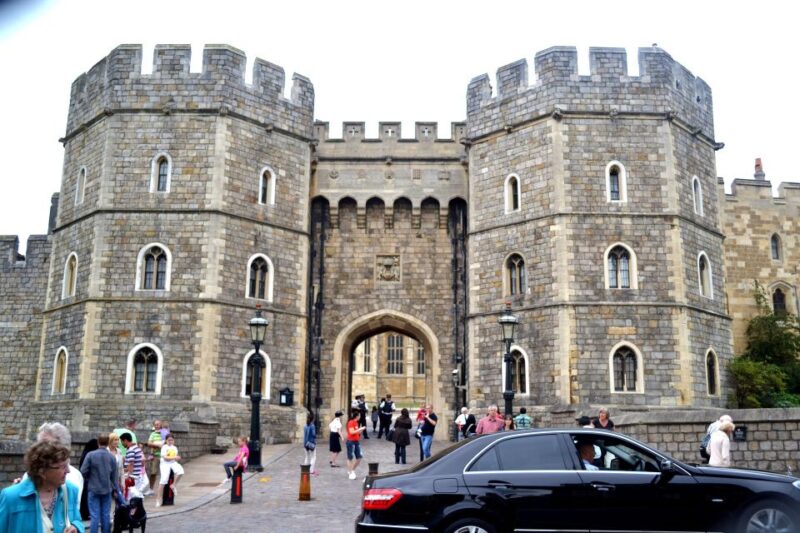 Royal Windsor Castle Tour Private including tickets - In-Depth Exploration of Windsor Castle