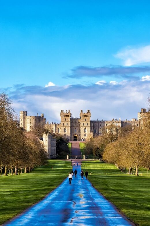 Royal Windsor & Stonehenge Private Tour - Windsor Castle: An Icon of Royal Heritage for Over 900 Years