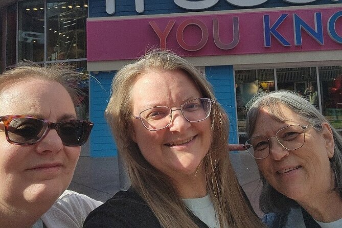 Royalty Themed App Based Scavenger Hunt in Grand Rapids - Accessibility and Group Size Considerations