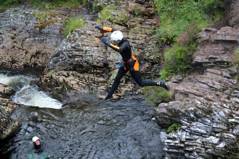 Roybridge, Lochaber: CANYONING - Laggan Canyon - What the Canyoning in Laggan Canyon Involves