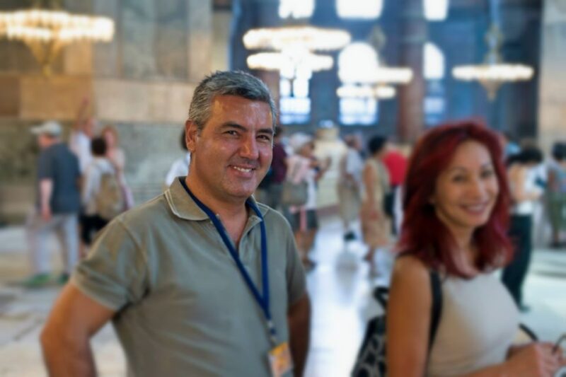 Rug Shopping Private Tour with expert Grand Bazaar - Meet Your Expert Guide in Sultanahmet