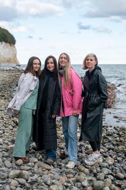 Rügen Island: OneDay trip on the Baltic seacoast from Berlin - Picnic Cliffside on Rügen’s Baltic Coast
