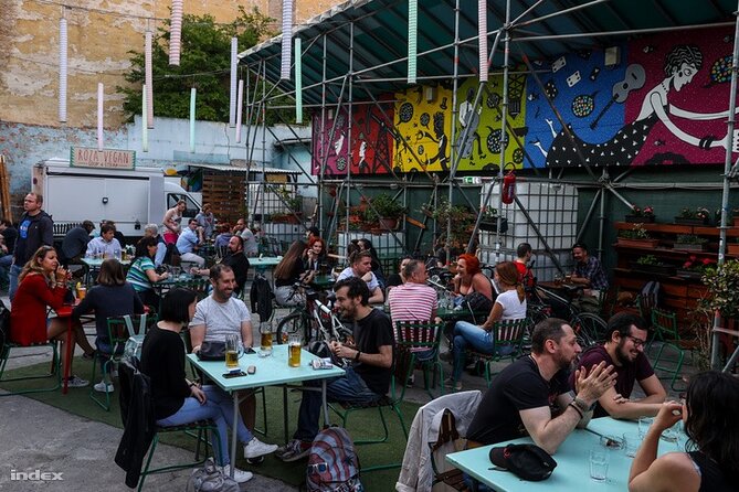 Ruin Bars Tour (Culture, history, and drinks) PROMO PRICE - Discovering Budapests Ruin Bars with a Local Expert