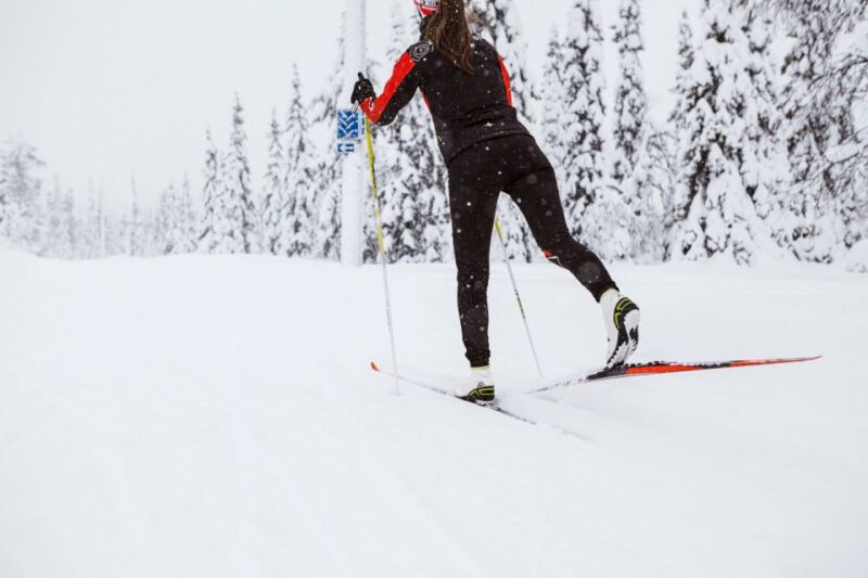 Ruka: Cross-country skiing - Pick-up and meeting logistics in Ruka