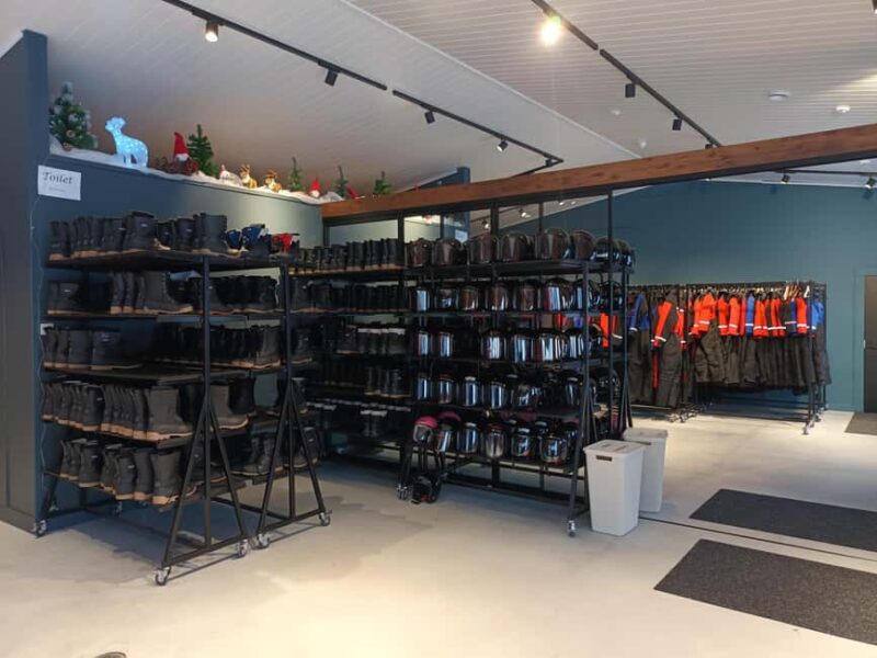 Ruka: Ice Karting Race - Logistics and Group Dynamics