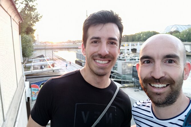 Running in Paris at dawn & see 10 secrets - Logistics and Meeting Details for a Smooth Start