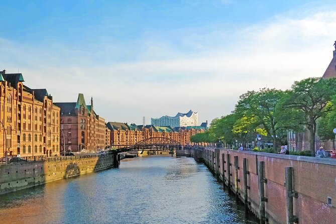 rydde walking tour MAYDAY AT THE WATERFRONT - Exploring Hamburg’s Speicherstadt: Canals, Bridges, and Ports