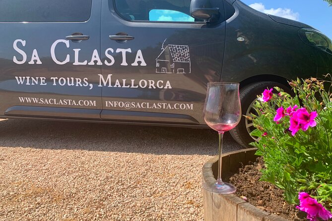 Sa Clasta Wine Tours, Mallorca - The Traditional Mallorcan Lunch and Tasting Atmosphere